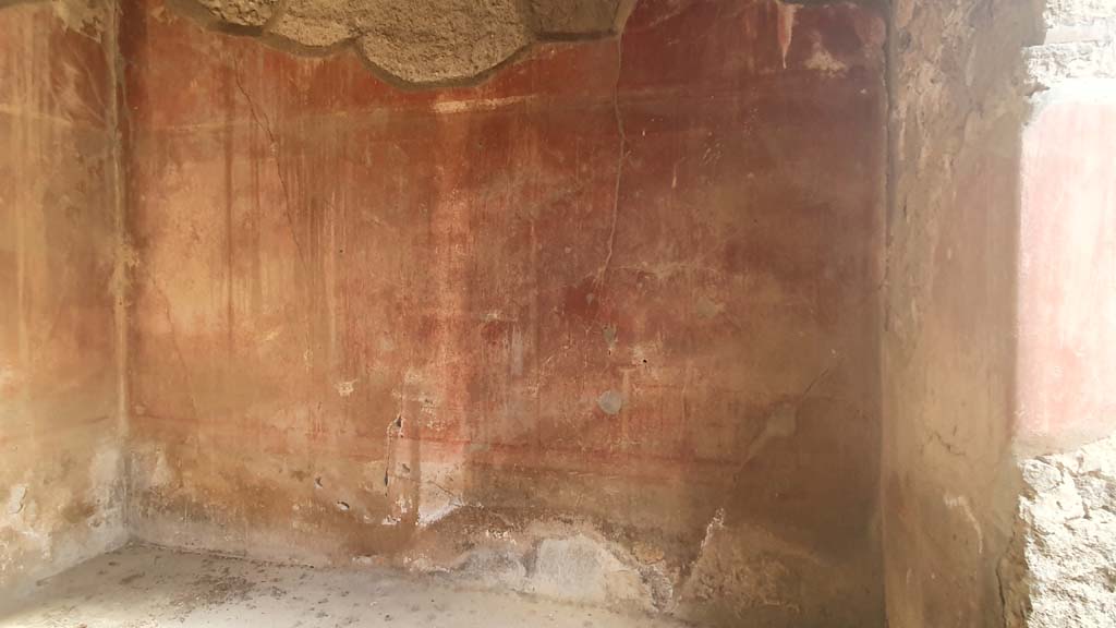 I.12.5 Pompeii. July 2021. West wall of triclinium.
Foto Annette Haug, ERC Grant 681269 DÉCOR