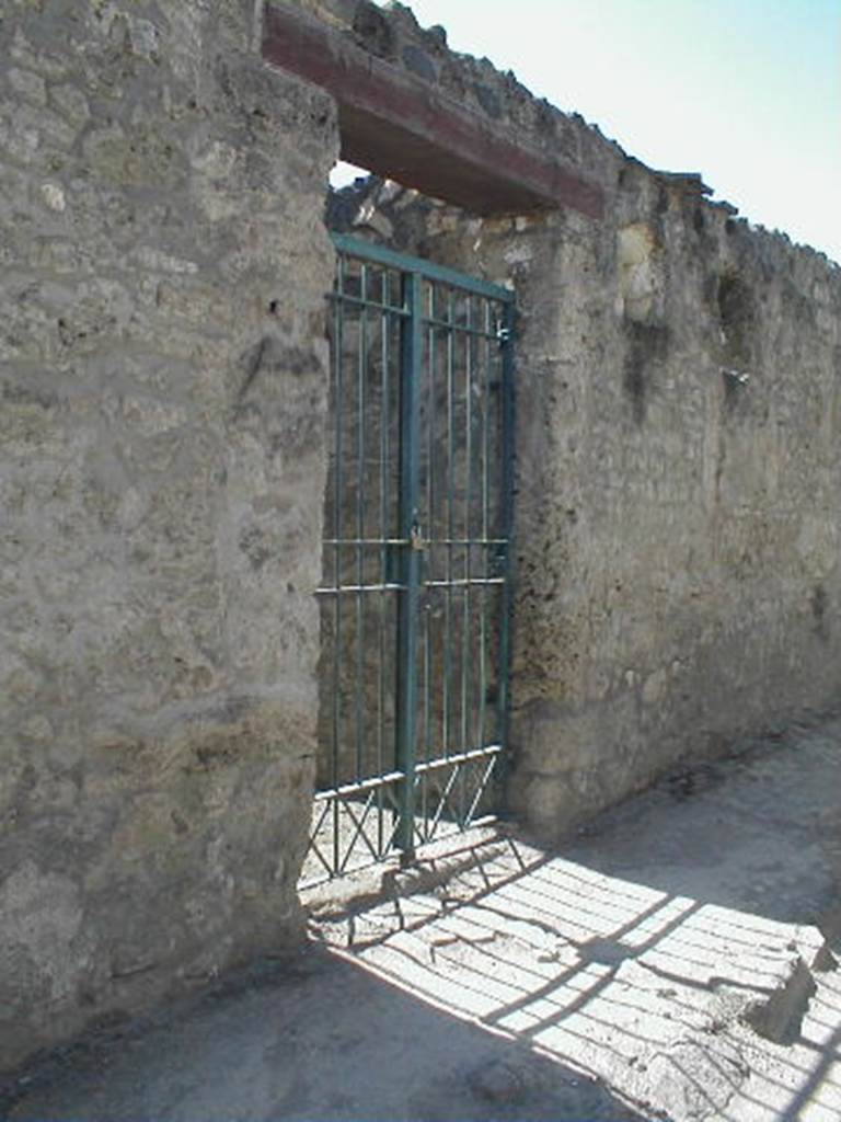 I.12.7 Pompeii. M\ay 2006. Entrance.