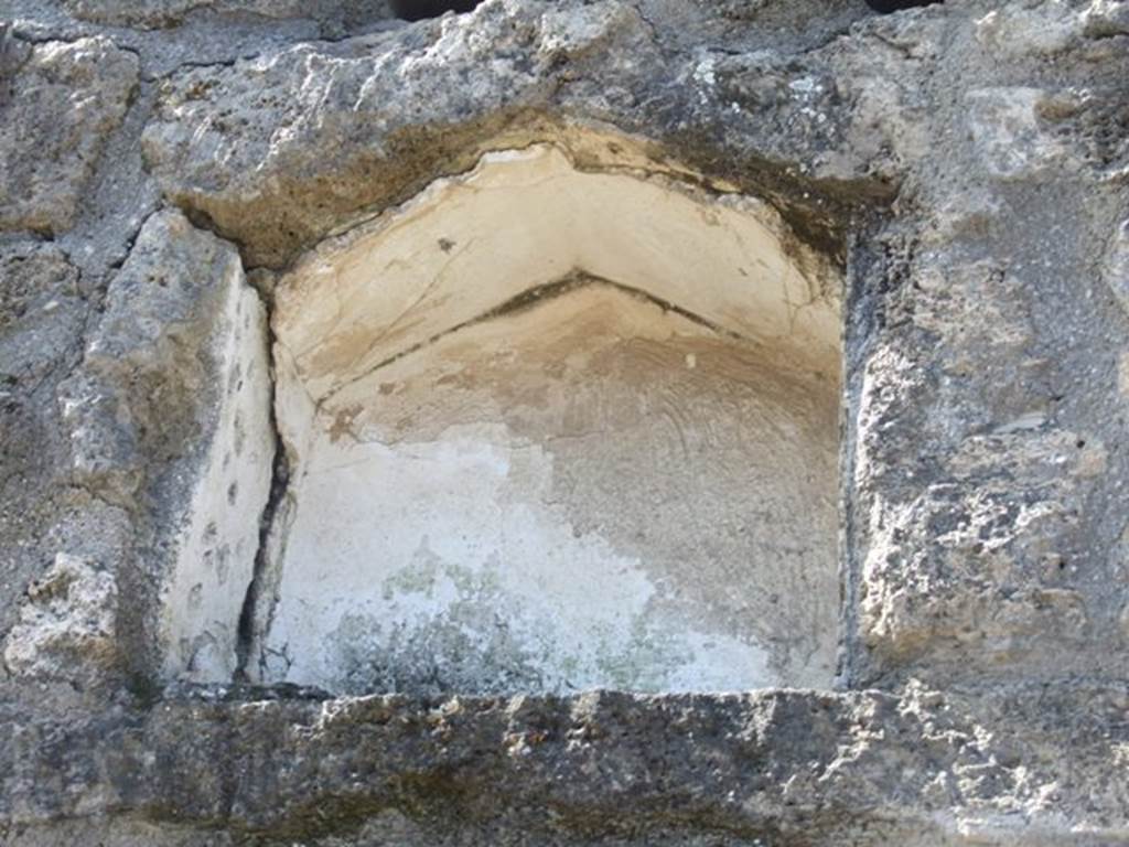 I.12.7 Pompeii. March 2009. Niche.