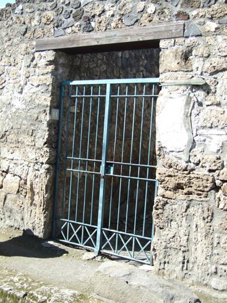 I.12.11 Pompeii. March 2009. Entrance.