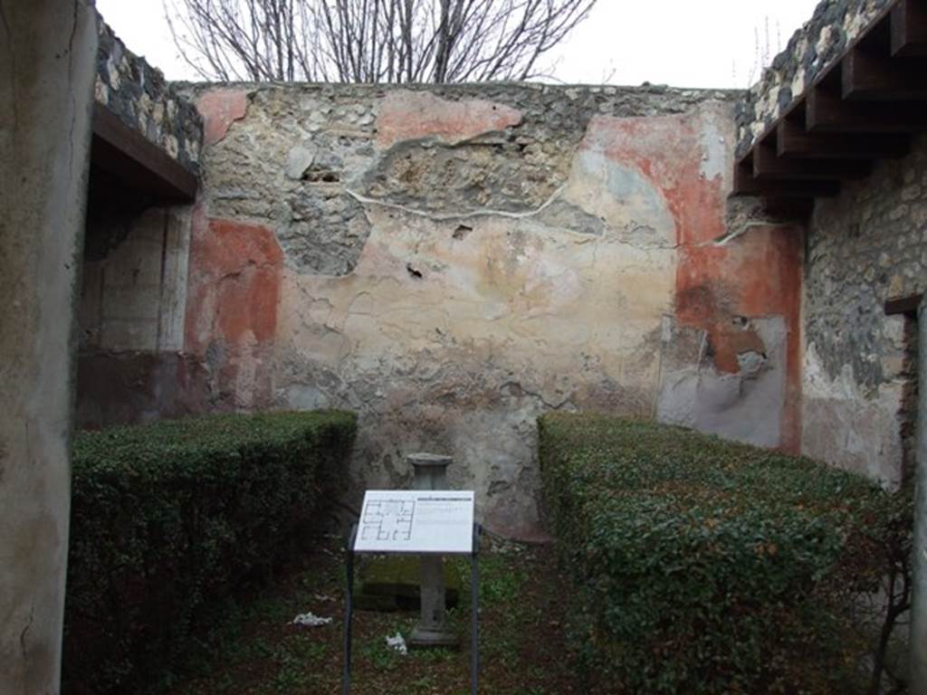 I.12.11. December 2007. North wall of garden with hunt scene