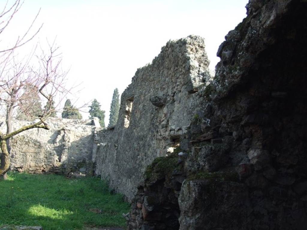 I.12.15 Pompeii. December 2007. Garden area. Looking east from the latrine.