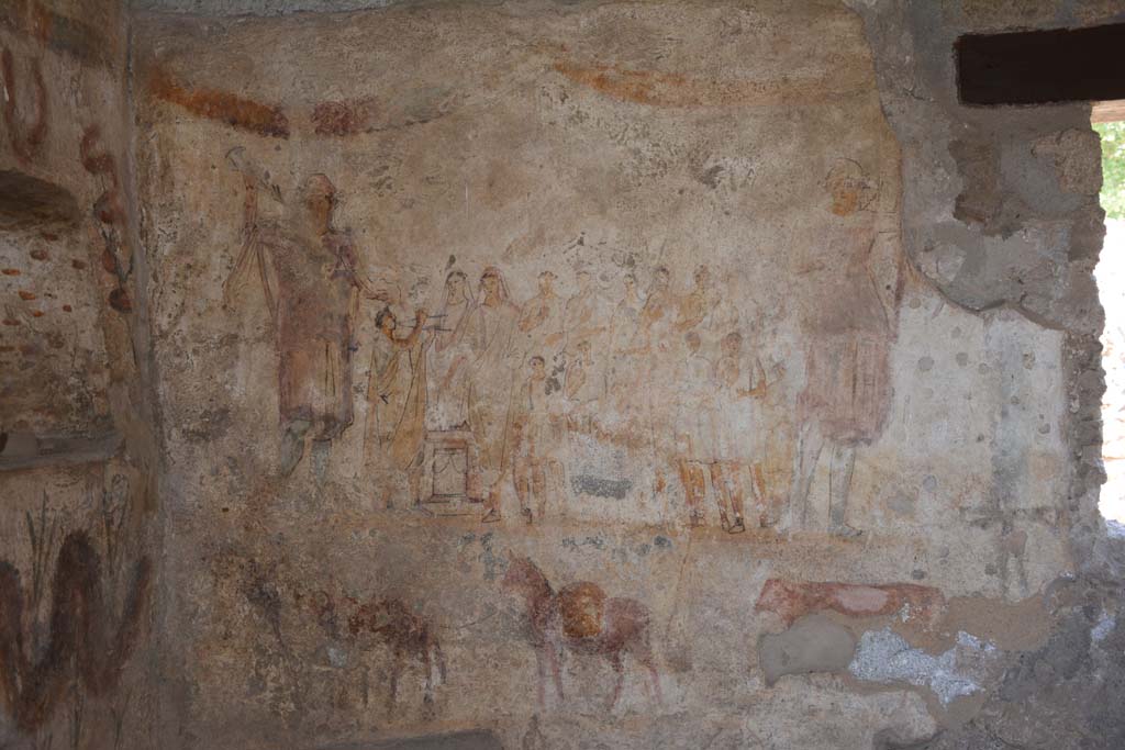 I.13.2 Pompeii. October 2019. Painted lararium on east wall of kitchen.
Foto Annette Haug, ERC Grant 681269 DÉCOR.