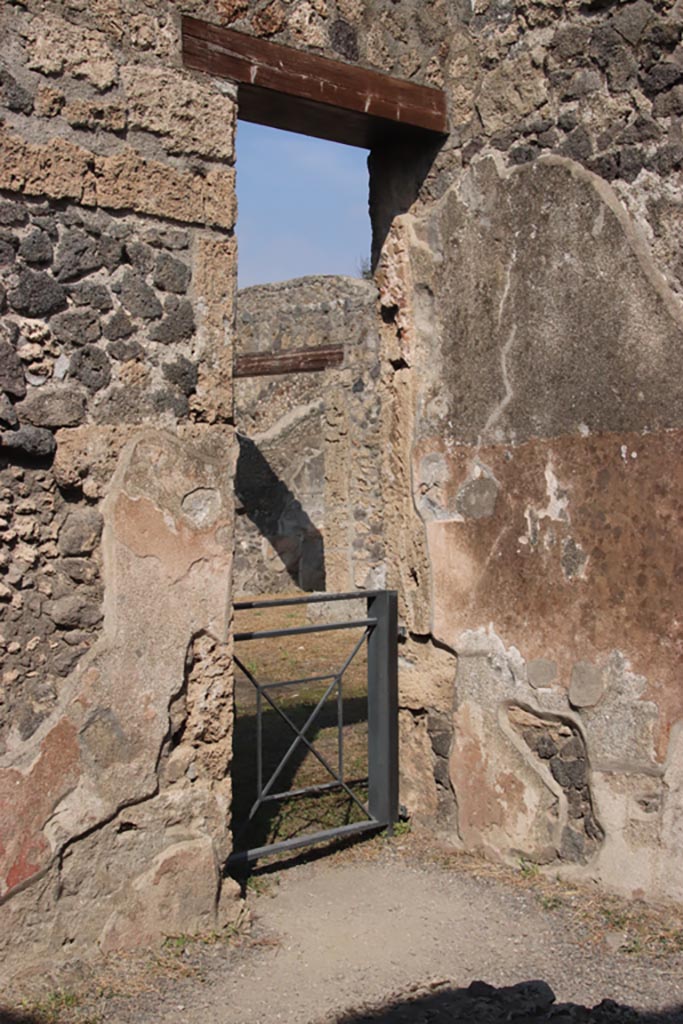 I.13.13 Pompeii. October 2023.
Doorway in north-east corner into atrium of I.13.12. Photo courtesy of Klaus Heese.