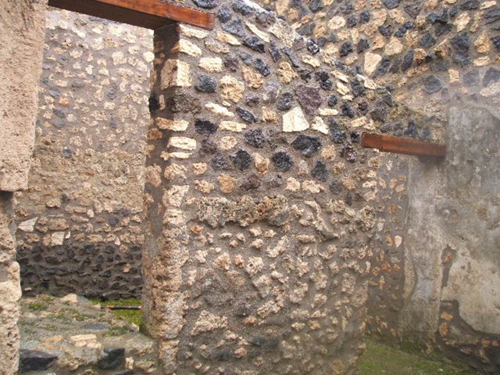 I.14.8 Pompeii. Hospitium. December 2004.