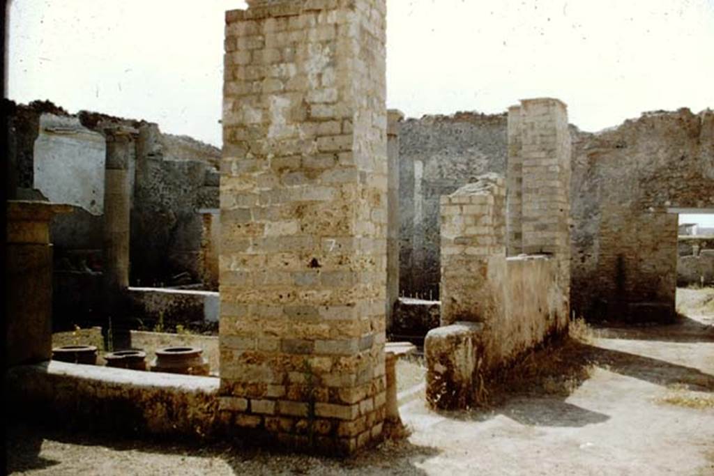 I.15.3 Pompeii. 1959. Looking south-east across peristyle 13, from near entrance. Photo by Stanley A. Jashemski.
Source: The Wilhelmina and Stanley A. Jashemski archive in the University of Maryland Library, Special Collections (See collection page) and made available under the Creative Commons Attribution-Non Commercial License v.4. See Licence and use details.
J59f0203
