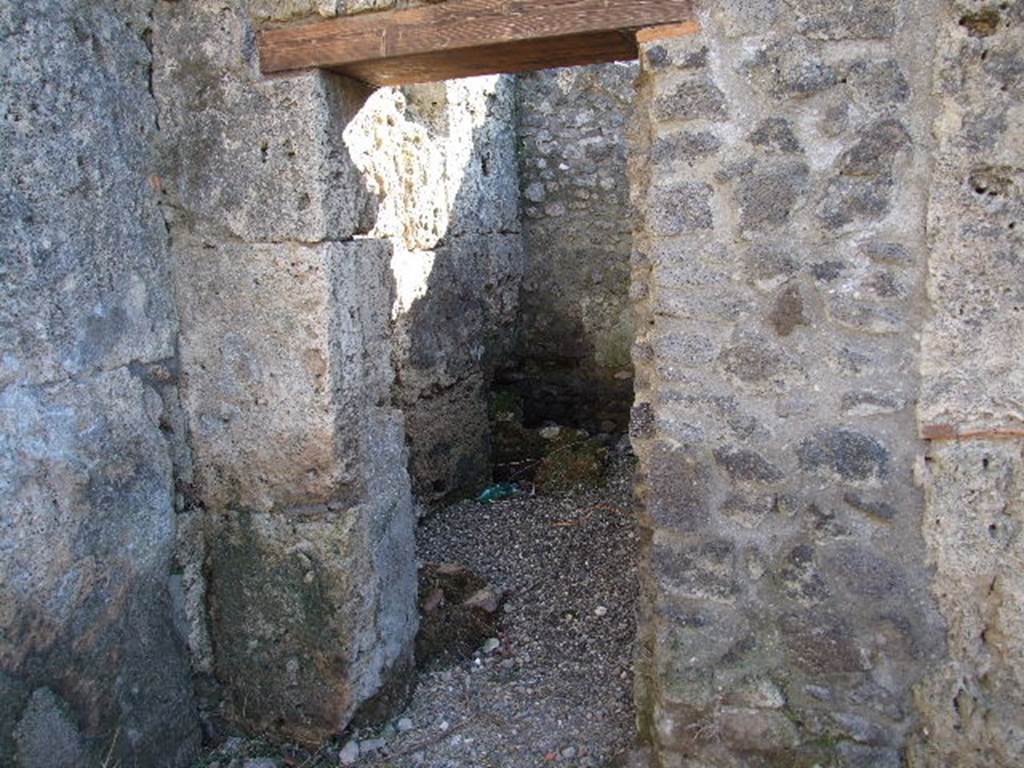 I.16.7 Pompeii. December 2006. Doorway to room on south side of entrance.