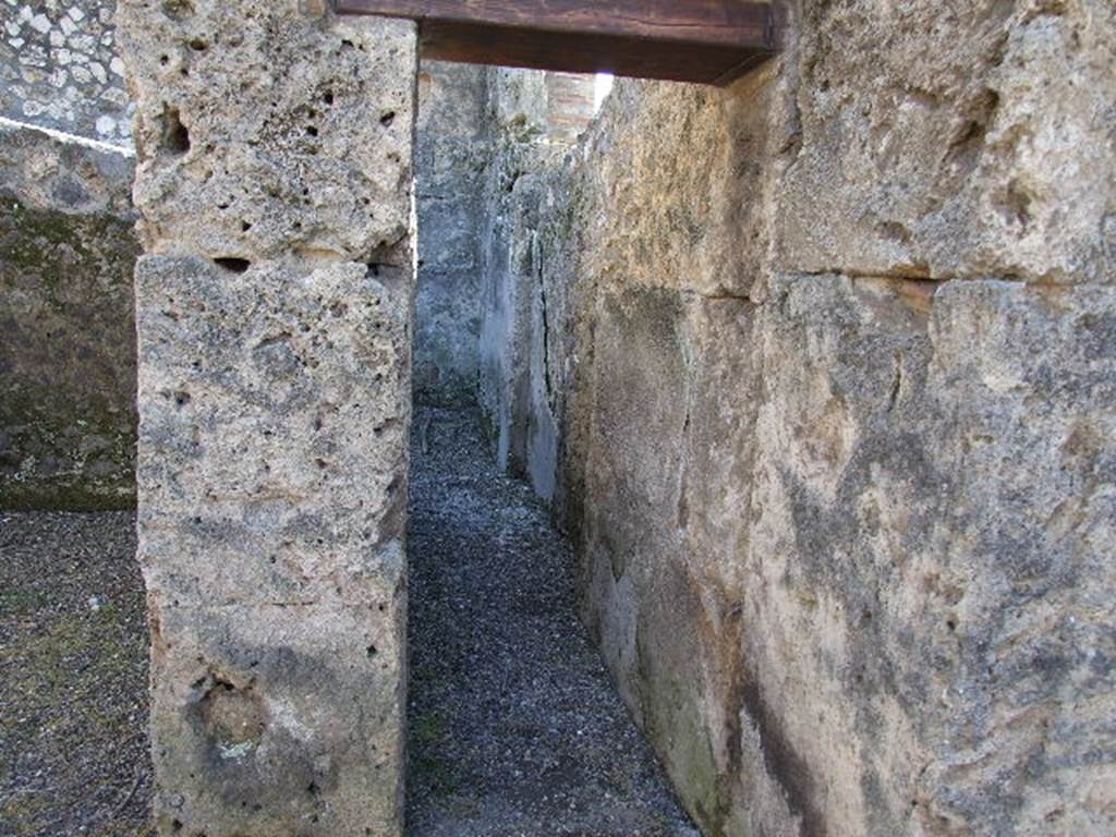 I.16.7 Pompeii. December 2006. Corridor leading south.