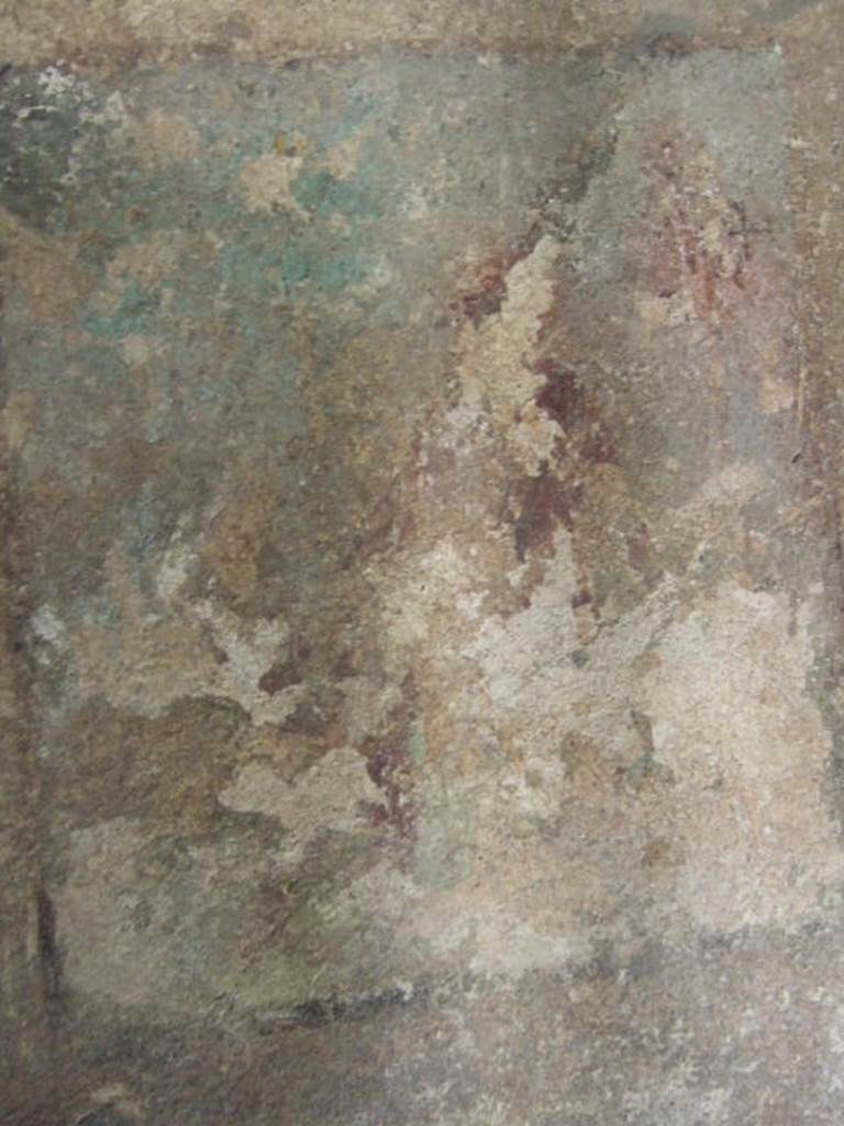 I.17.4 Pompeii. May 2006. Cubiculum in south west corner of peristyle. South wall. Remains of wall painting of Echo and Narcissus? See Bragantini, de Vos, Badoni, 1981. Pitture e Pavimenti di Pompei, Parte 1. Rome: ICCD. (p.205).
.