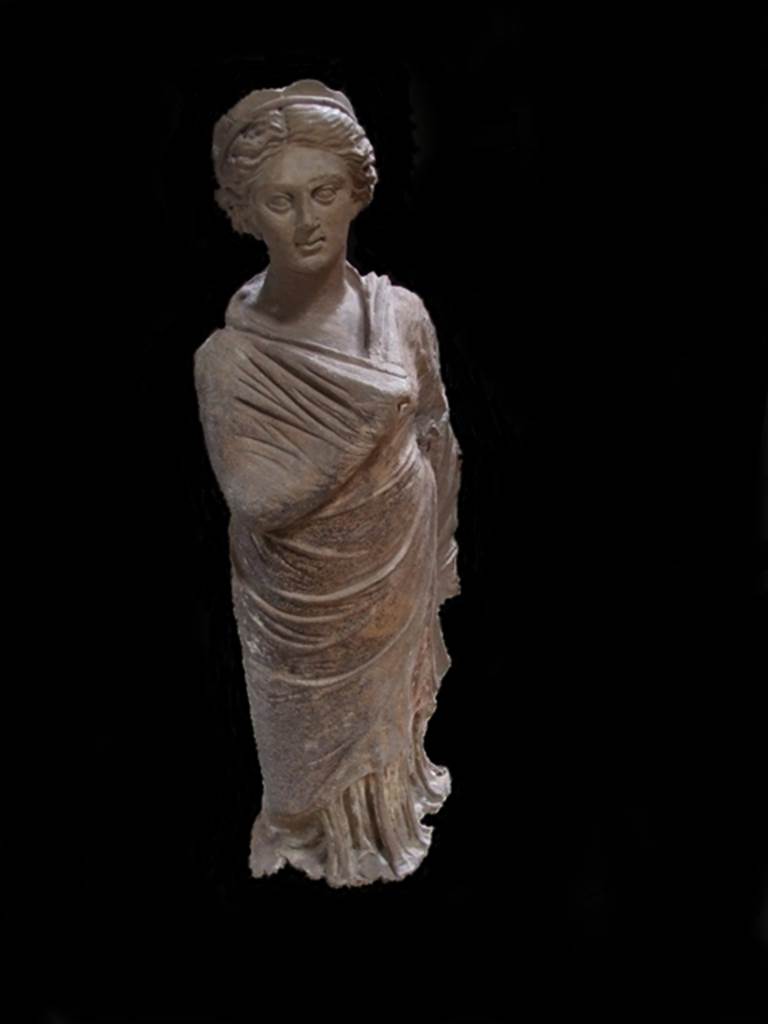 I.20.4 Pompeii. Found on 31st January 1959. Terracotta statue of the muse Polyhymnia. SAP inventory number 12366.