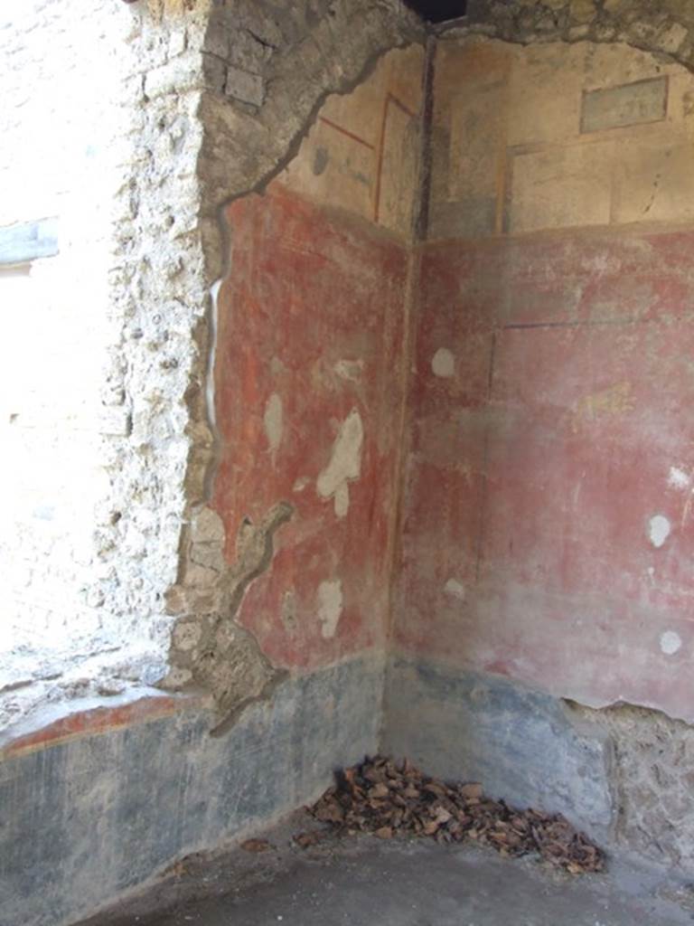 II.1.5 Pompeii. Large Taberna. South west corner of rear room.