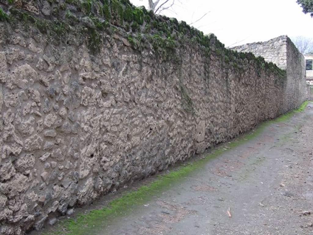 II.1.7a?. Wall containing blocked doorway to rear of II.1.11.