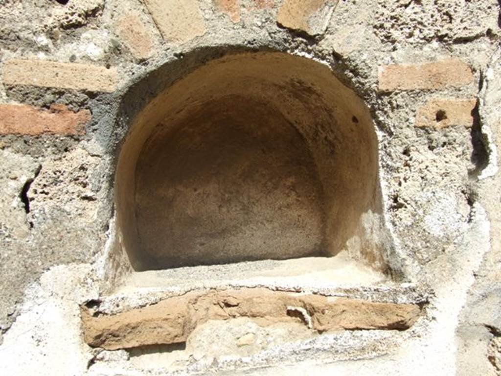 II.1.11 Pompeii. March 2009. Niche in north wall of 2nd room.
