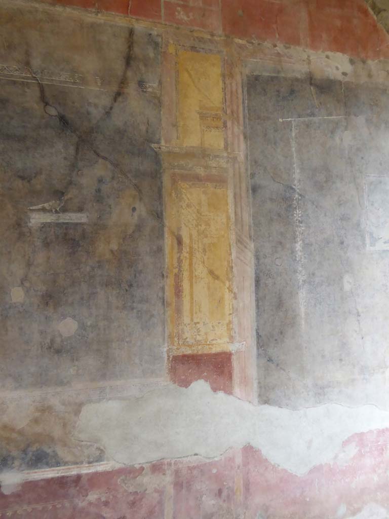 II.2.2 Pompeii. January 2017. Pseudoperistyle area “g”, detail from east wall.
Foto Annette Haug, ERC Grant 681269 DÉCOR.