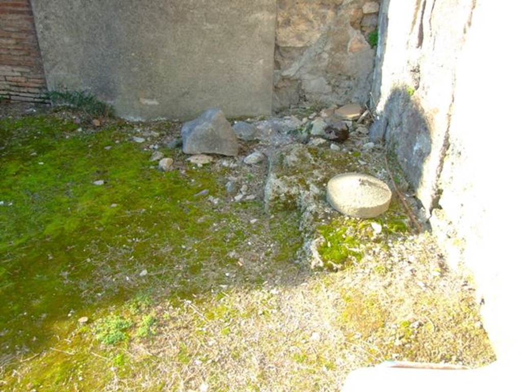 II.3.2 Pompeii. March 2009.  North east corner.