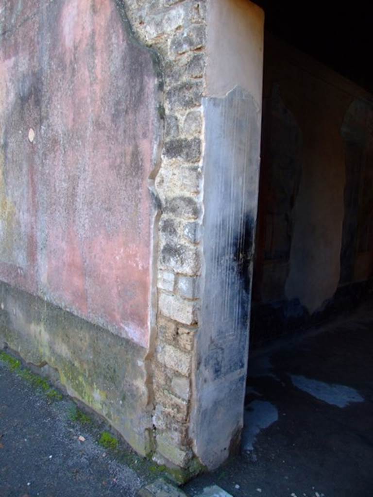 II.3.3 Pompeii. March 2009. Doorway of Room 6, South side.