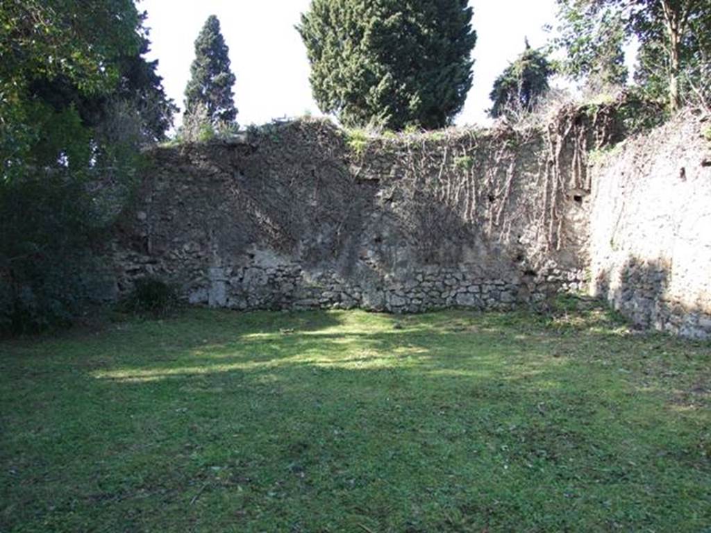 II.3.7 Pompeii. March 2009. Garden area, looking west.