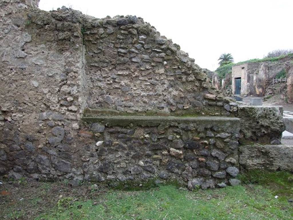 II.4.1 Pompeii. December 2006. West wall of shop, with recess.