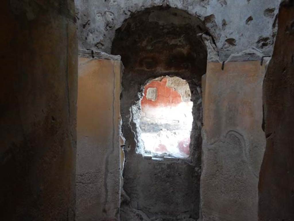 II.4.6 Pompeii. May 2017. North side of laconicum, with window to atrium. Photo courtesy of Buzz Ferebee.