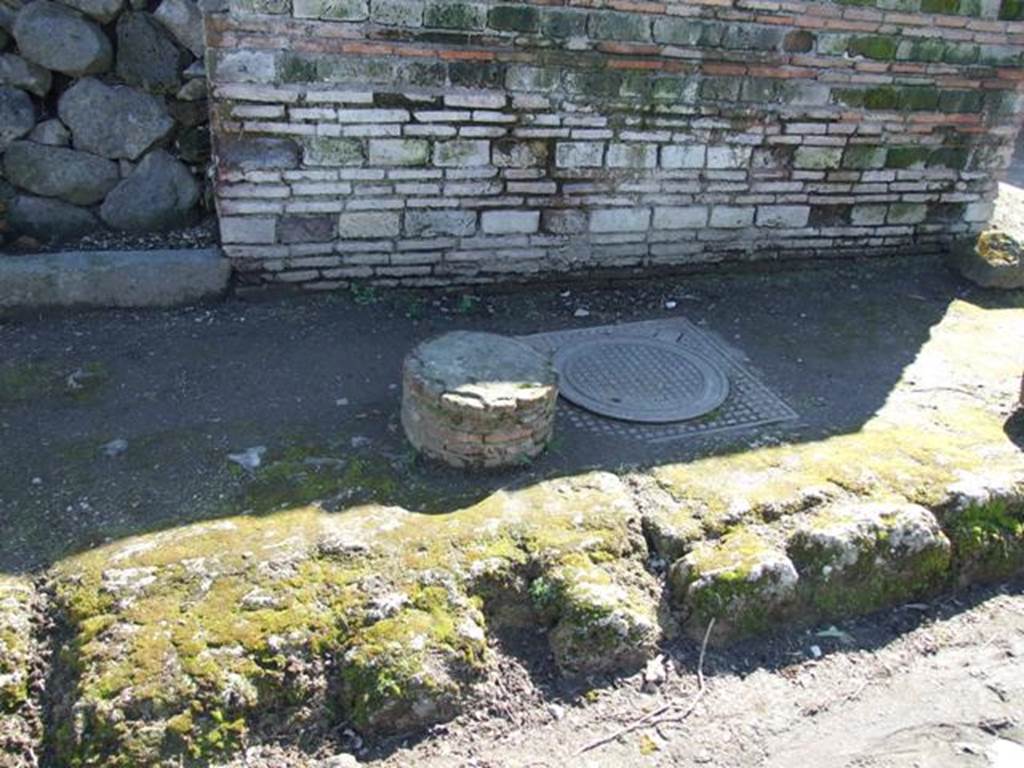 II.5.1 Pompeii. March 2009. Remains of one of 4 columns that probably supported a balcony
