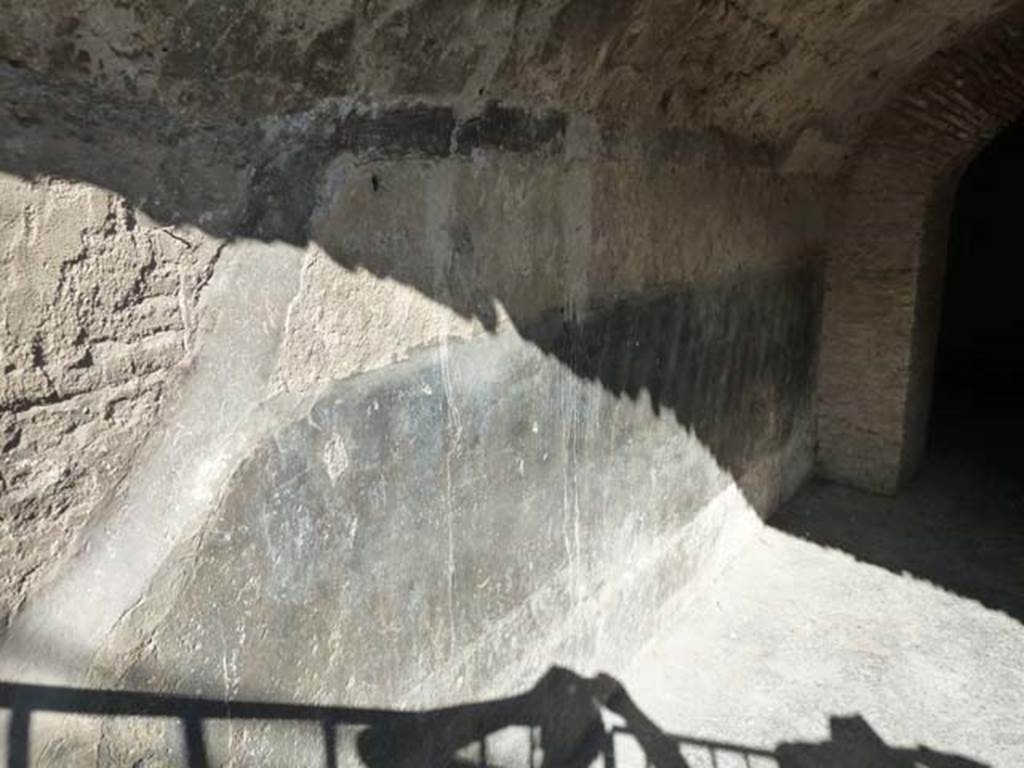 II.6 Pompeii. September 2015. North wall of east corridor under Amphitheatre.