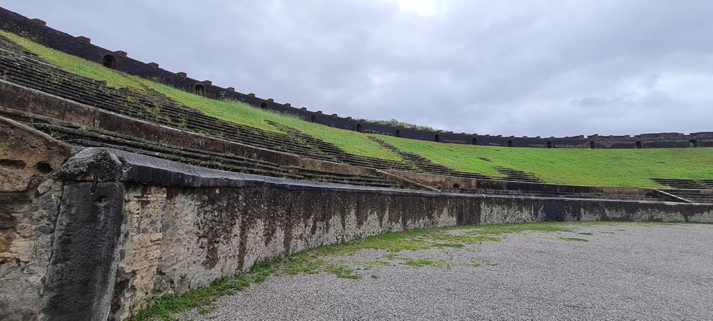 II.6 Pompeii. April 2022. Looking south from north-east side. Photo courtesy of Giuseppe Ciaramella.