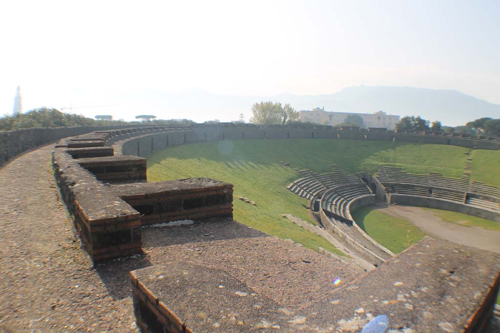 II.6 Pompeii. March 2014. Looking south-west from upper east side.
Foto Annette Haug, ERC Grant 681269 DÉCOR.