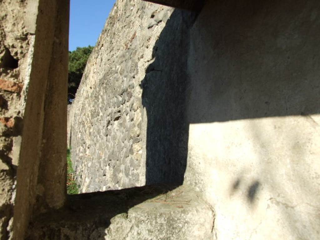 II.8.6 House of the Garden of Hercules. Lararium.