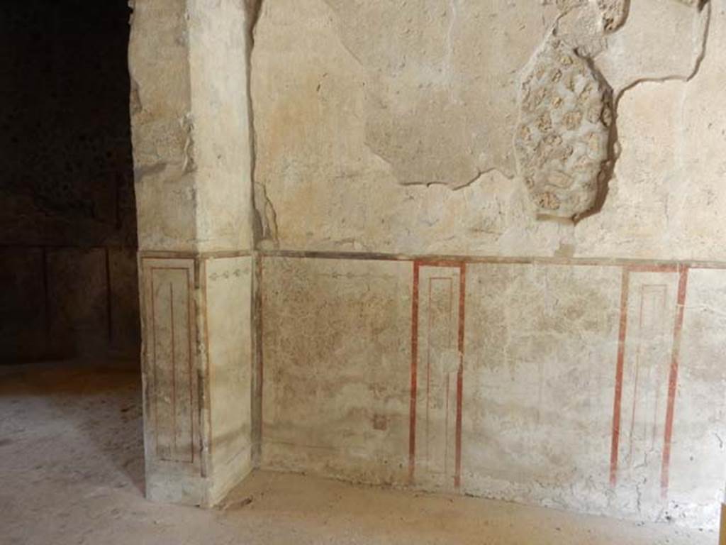 II.9.4, Pompeii. May 2018. Room 5, north wall at west end. Photo courtesy of Buzz Ferebee.