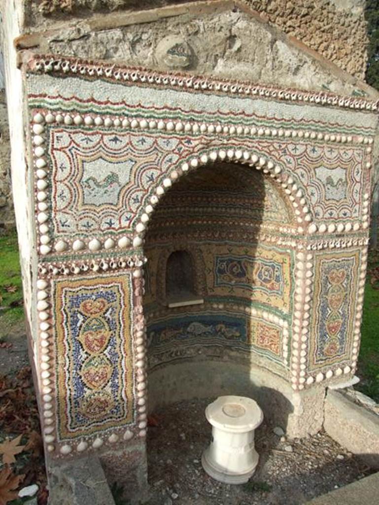 II.9.7. Garden entrance to House of Summer Triclinium. December 2007. Fountain or Nymphaeum on the north side. South face. Mosaic.