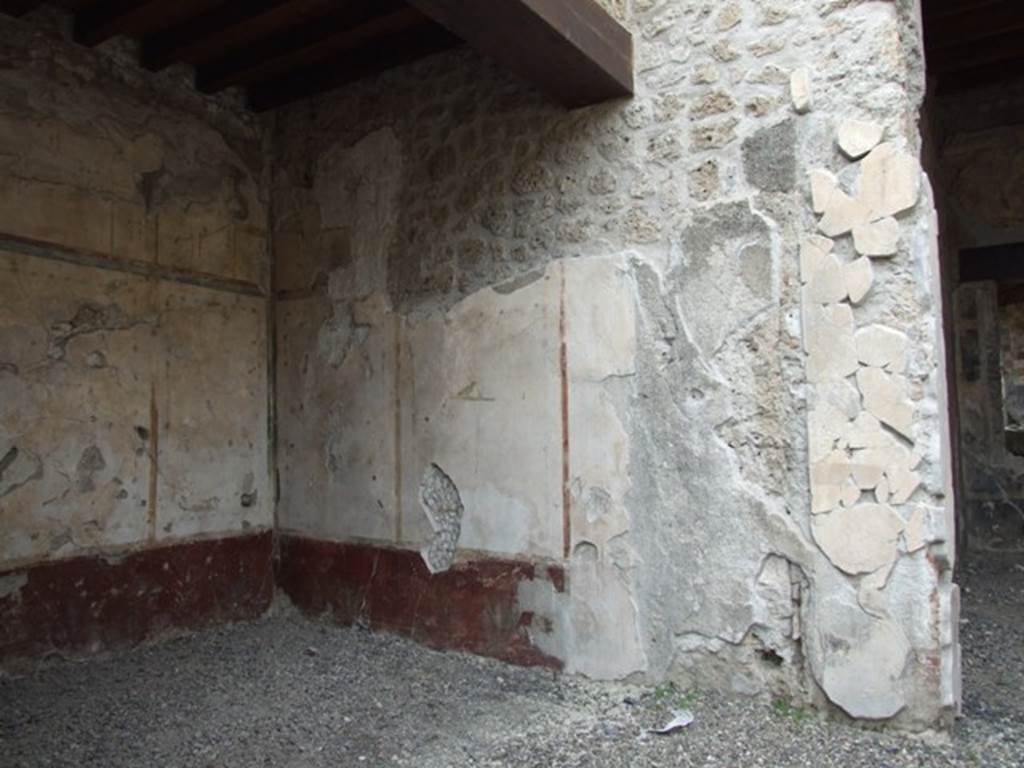 III.2.1 Pompeii. March 2009. Room 5. Ala. North west corner.