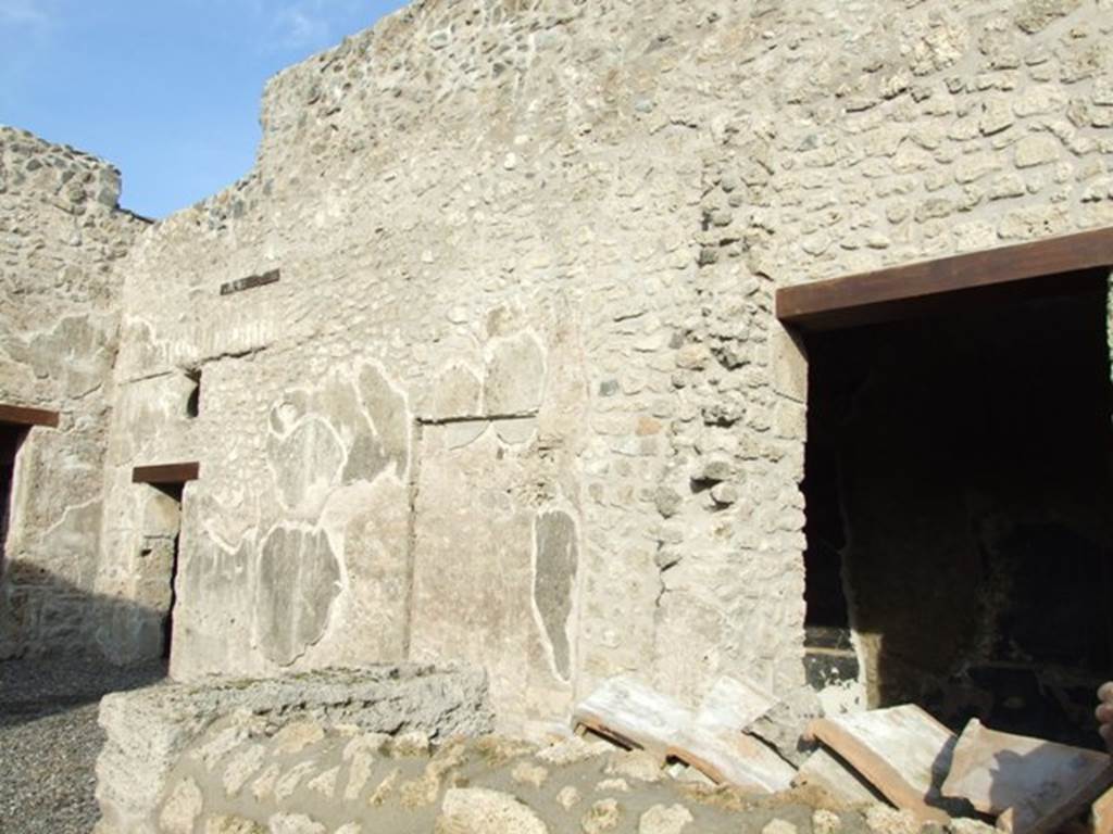 III.2.1 Pompeii. December 2007. Rooms on east side of atrium.