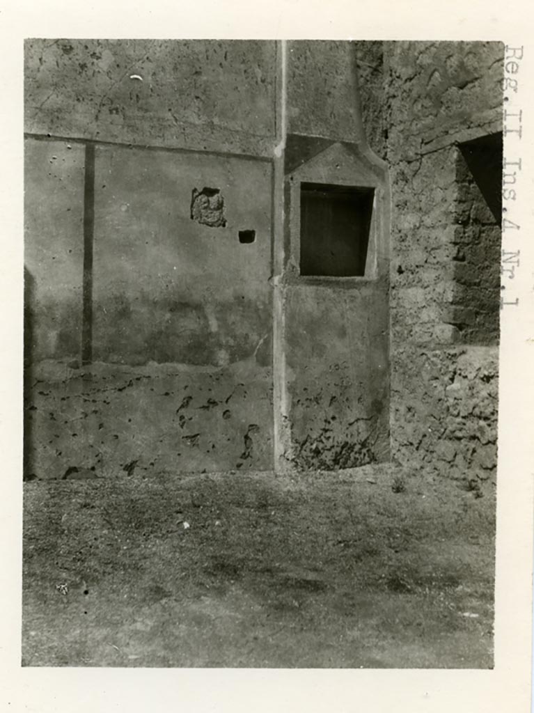 III.4.1 Pompeii but listed as II.4.1 on photo. Pre-1937-39.
Looking towards north-west corner and niche with pediment.
Photo courtesy of American Academy in Rome, Photographic Archive. Warsher collection no. 1573.
