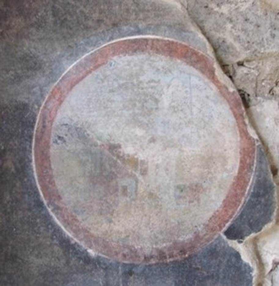 III.4.3 Pompeii. March 2009. Room 13. Painted medallion on north wall. West side.