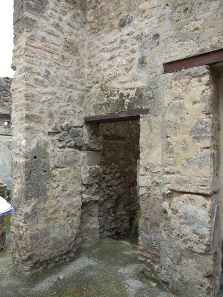 III.4.3 Pompeii. March 2009. Doorway to Room 19. Small corridor ro room 20.