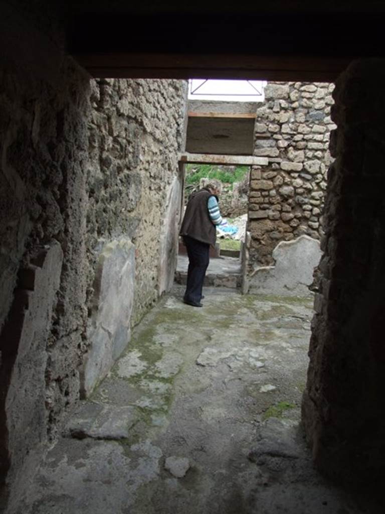 III.4.3 Pompeii. March 2009. Doorway to Room 4, at north end of Room 1.