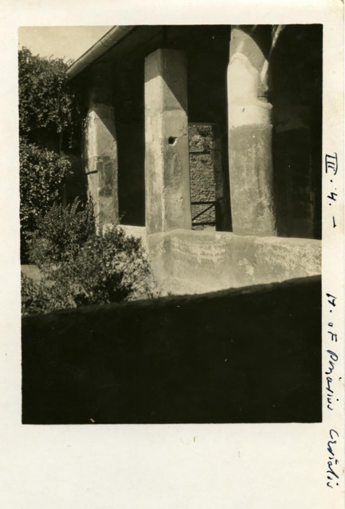 III.4.b Pompeii. Pre-1937-39. Looking north-west towards the entrance doorway, from the east portico.
Photo courtesy of American Academy in Rome, Photographic Archive. Warsher collection no. 1899.