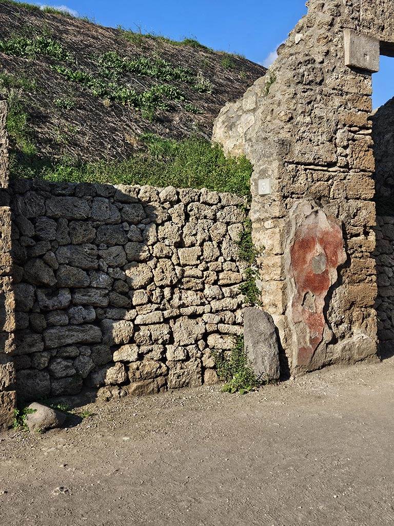 III.5.3 Pompeii. November 2024.
Looking towards east side of entrance doorway. Photo courtesy of Annette Haug.