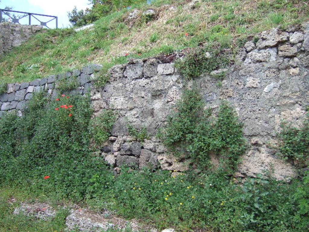 IV.1.b and IV.1.c Pompeii. May 2006. Site of entrances.