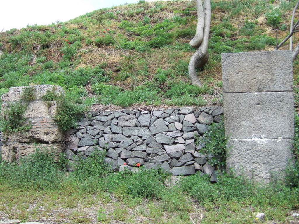 IV.3.a Pompeii. May 2006. Entrance.