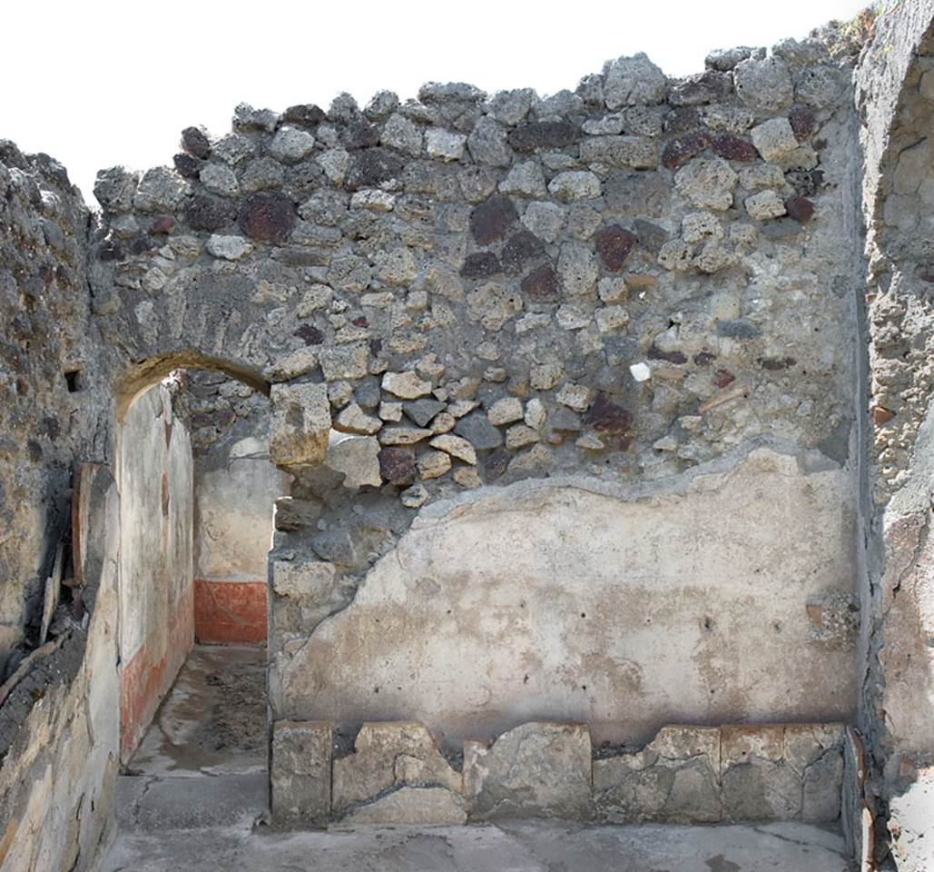 V.1.7 Pompeii. c.2005-7.
Room 20, looking towards north wall. Photo by Hans Thorwid.
Photo courtesy of the Swedish Pompeii Project.
