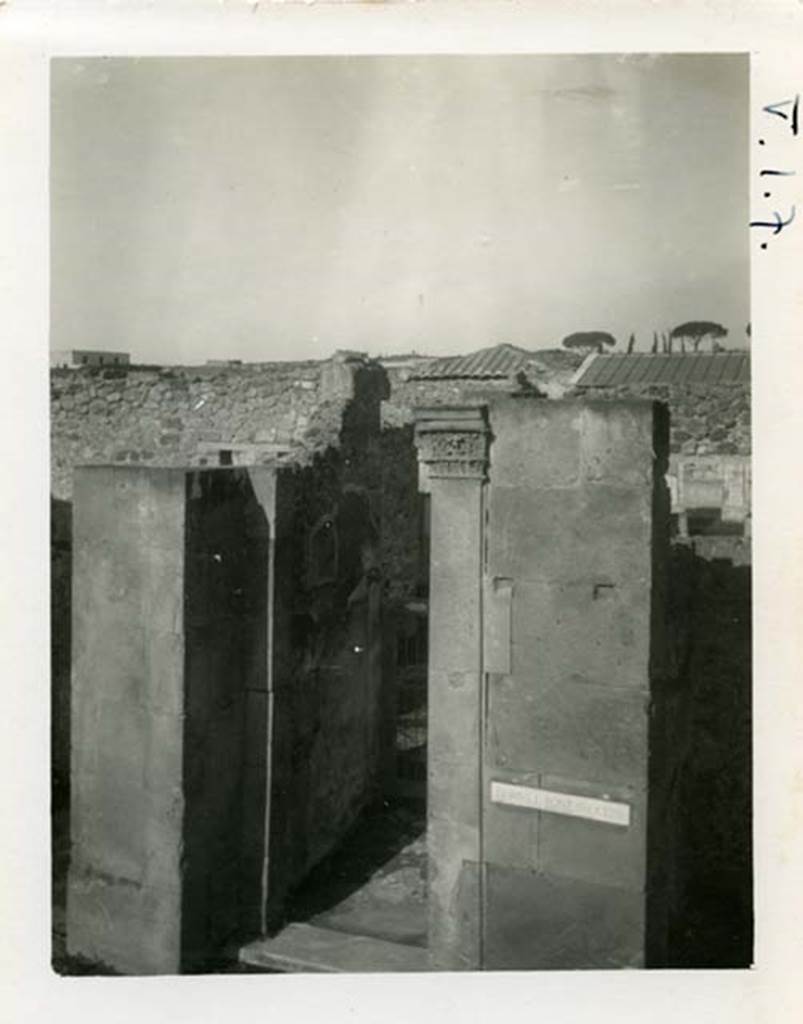 V.1.7 Pompeii. 1937-39. Entrance doorway on Via di Nola. Photo courtesy of American Academy in Rome, Photographic Archive. Warsher collection no. 1481a