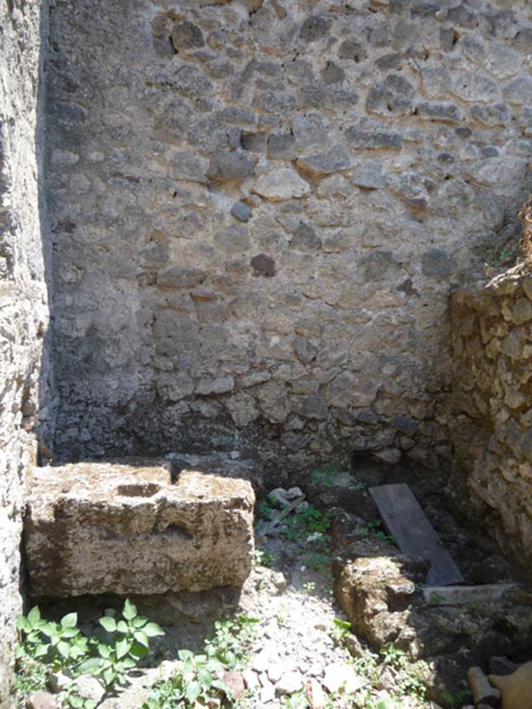 V.1.15 Pompeii. July 2008.
Looking south in kitchen/latrine in south-east corner of bakery. Photo courtesy of Jared Benton.