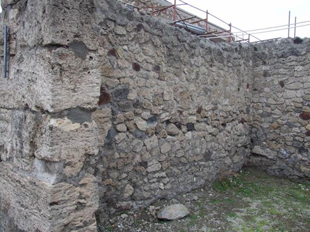 V.1.19 Pompeii. December 2007. North wall.