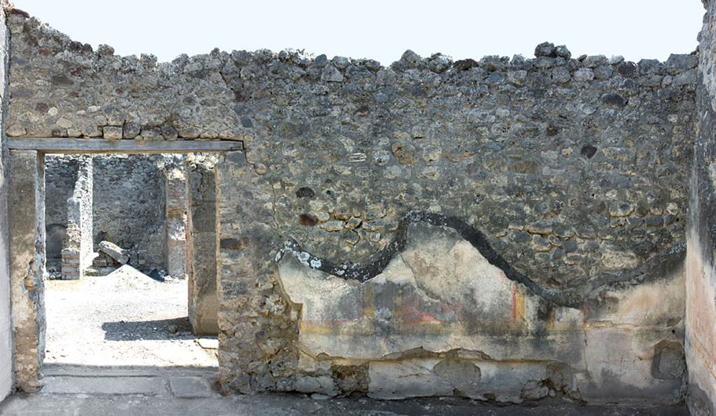 V.1.23 Pompeii. c.2005-07.
Room “k”, south wall of triclinium before reconstruction. Photo by Hans Thorwid.
Photo courtesy of the Swedish Pompeii Project.