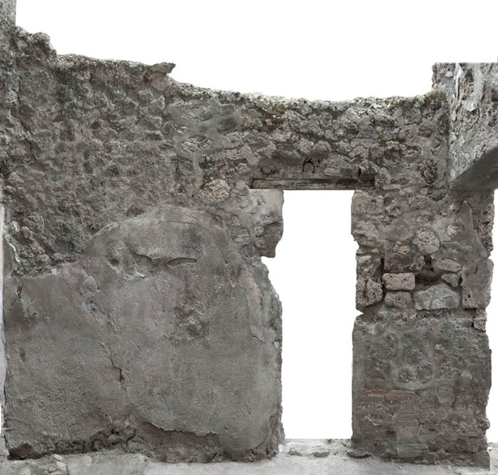 V.1.31 Pompeii. c.2010.
South wall of room 3 corridor, with doorway to rear room. Photo by Hans Thorwid.
Photo courtesy of The Swedish Pompeii Project.