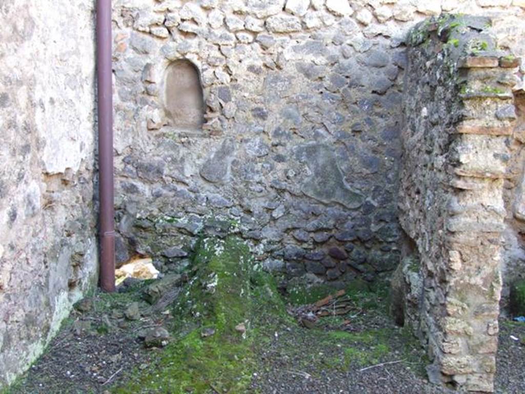 V.2.1 Pompeii. March 2009. Room 10, Kitchen.