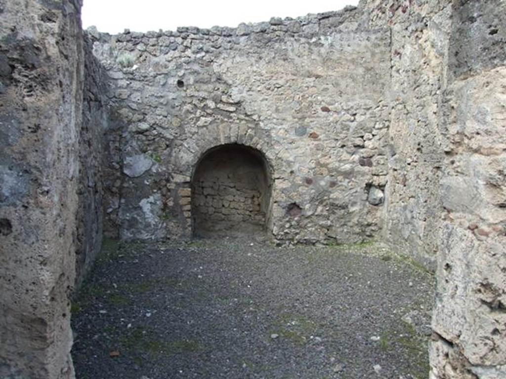 V.2.3 Pompeii. March 2009. Looking north to Rear room.