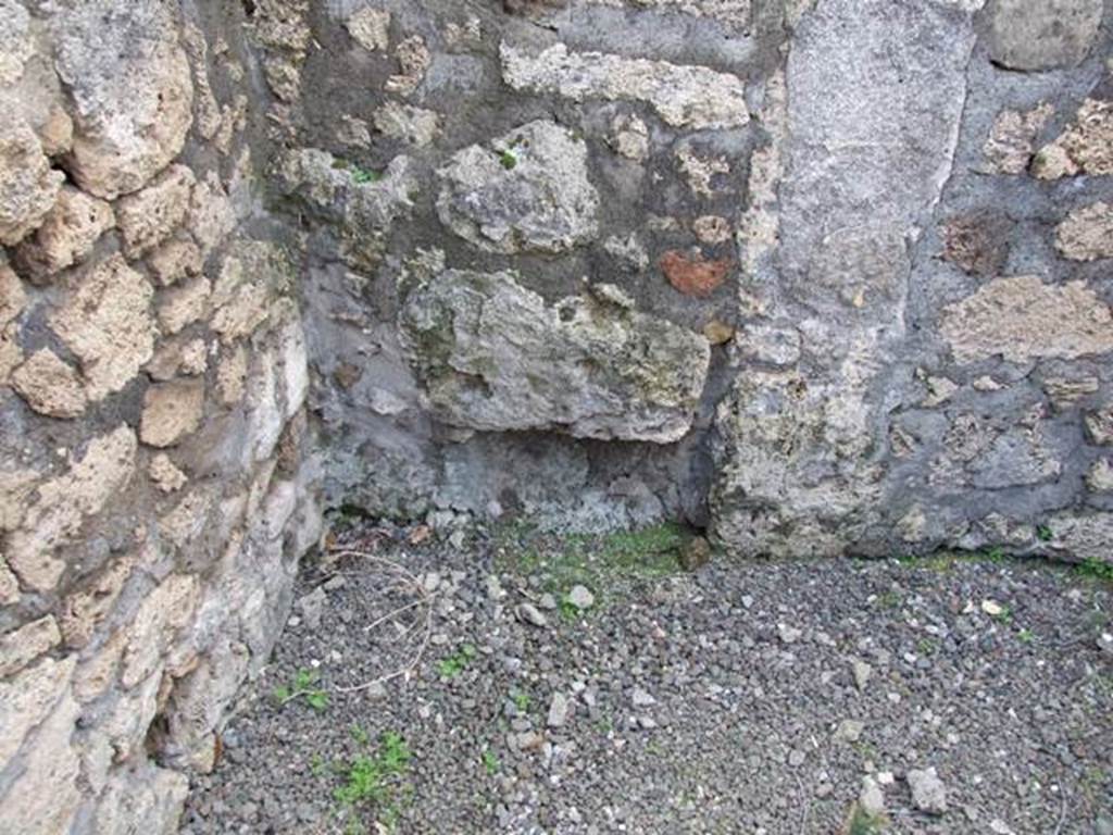V.2.6 Pompeii. March 2009. South west corner of rear room.