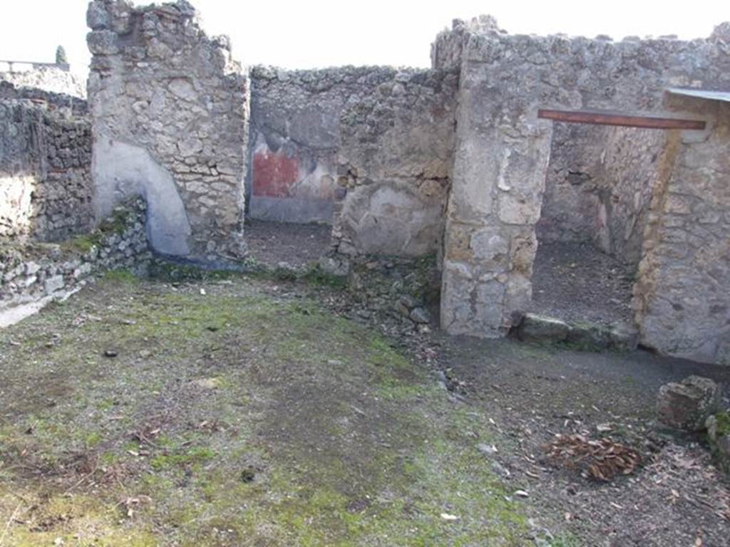 V.2.15 Pompeii. December 2007. Looking south across peristyle to room 4 and room 5.